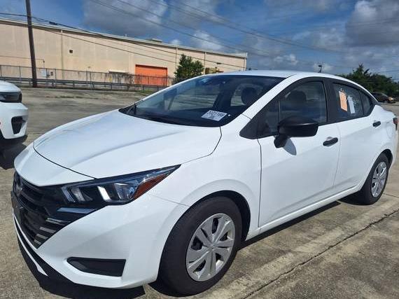 NISSAN VERSA 2024 3N1CN8DV2RL893326 image