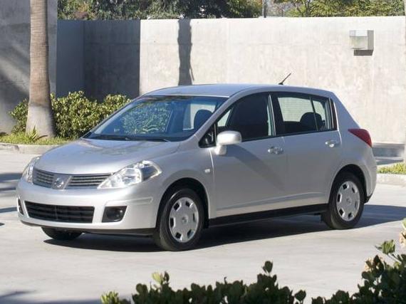 NISSAN VERSA 2011 3N1BC1CP5BL372389 image