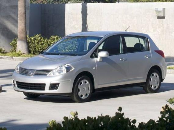 NISSAN VERSA 2011 3N1BC1CP0BL413804 image