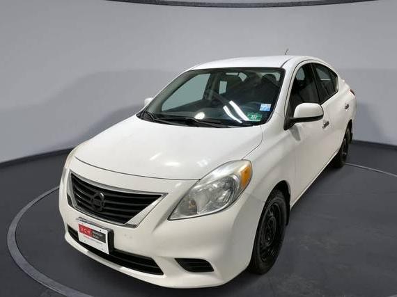 NISSAN VERSA 2013 3N1CN7AP6DL846681 image