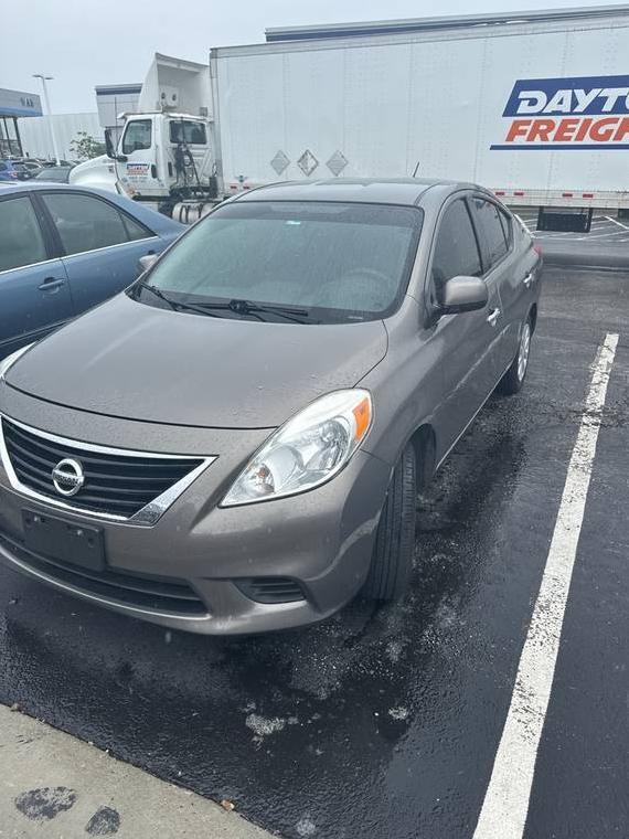 NISSAN VERSA 2013 3N1CN7AP3DL823908 image