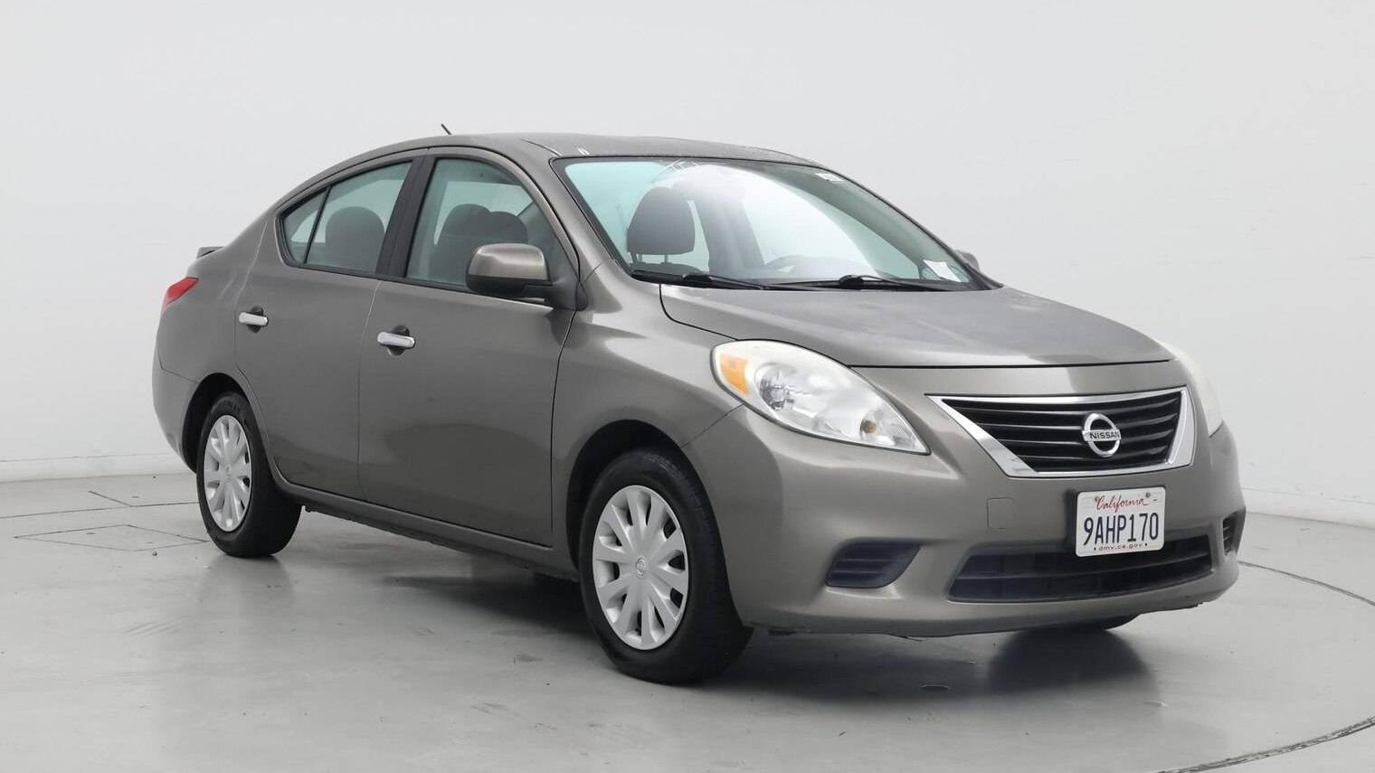 NISSAN VERSA 2013 3N1CN7AP2DL887664 image