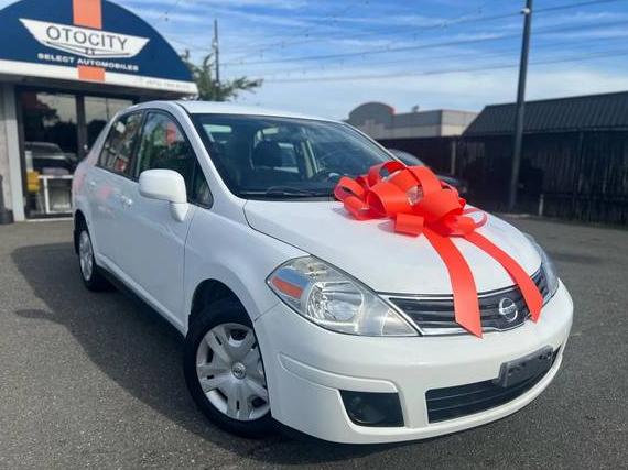 NISSAN VERSA 2010 3N1BC1APXAL461974 image