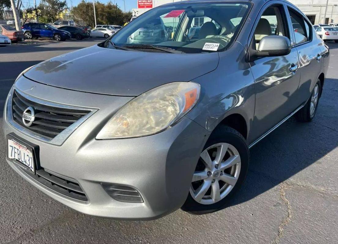 NISSAN VERSA 2014 3N1CN7AP7EL843189 image