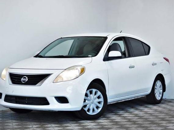 NISSAN VERSA 2014 3N1CN7AP2EL858442 image