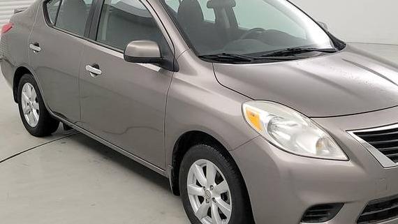 NISSAN VERSA 2014 3N1CN7AP2EL814084 image