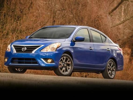 NISSAN VERSA 2015 3N1CN7AP0FL813565 image