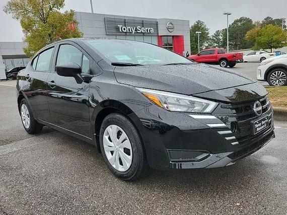 NISSAN VERSA 2025 3N1CN8DV6SL813340 image