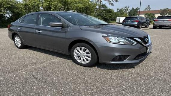 NISSAN SENTRA 2019 3N1AB7AP5KY312555 image