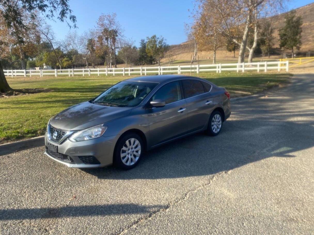 NISSAN SENTRA 2018 3N1AB7AP2JY286480 image