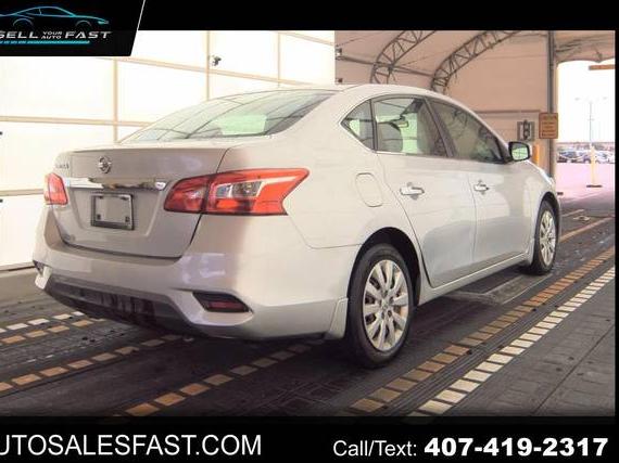 NISSAN SENTRA 2017 3N1AB7AP4HY352621 image NISSAN SENTRA 2017 3N1AB7AP4HY352621 image