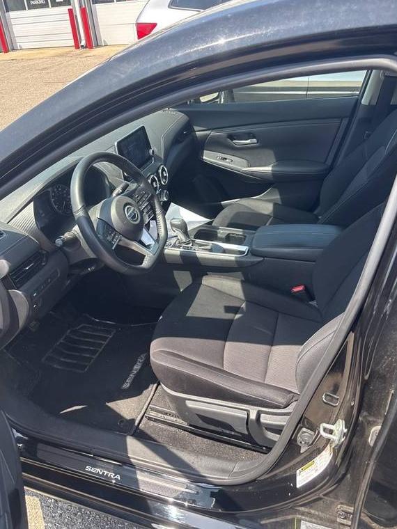 NISSAN SENTRA 2022 3N1AB8CV0NY268583 image