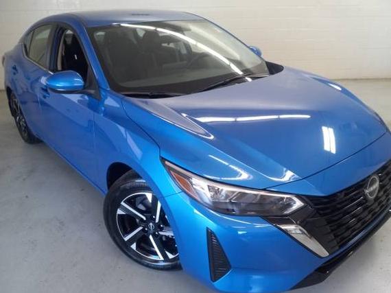 NISSAN SENTRA 2025 3N1AB8CV5SY245960 image