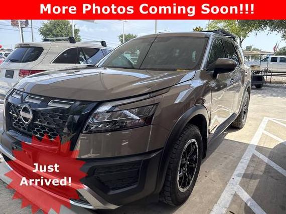 NISSAN PATHFINDER 2023 5N1DR3BD5PC235863 image