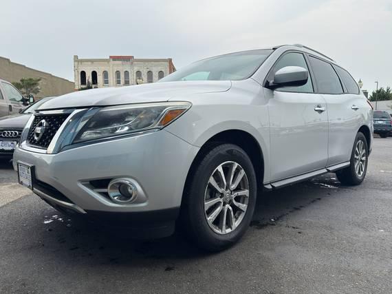 NISSAN PATHFINDER 2016 5N1AR2MM1GC620878 image