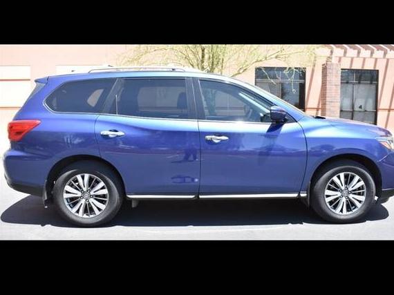 NISSAN PATHFINDER 2019 5N1DR2MN6KC646830 image