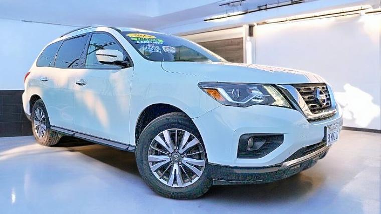 NISSAN PATHFINDER 2019 5N1DR2MN8KC597579 image