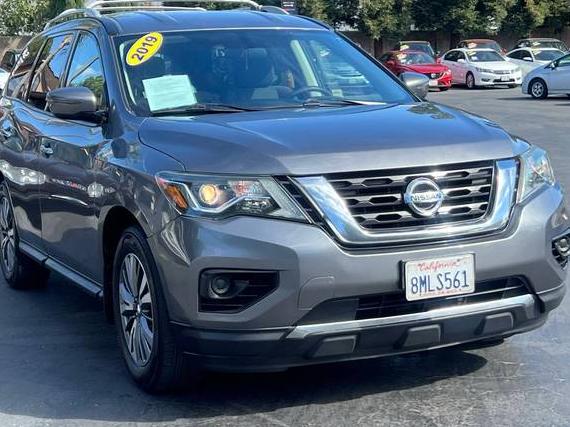 NISSAN PATHFINDER 2019 5N1DR2MN2KC655007 image