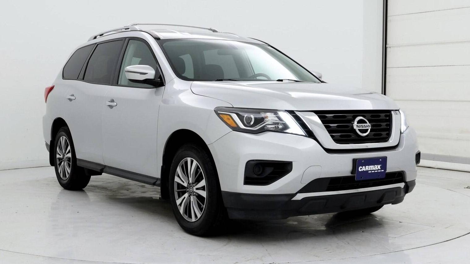 NISSAN PATHFINDER 2018 5N1DR2MM6JC657025 image