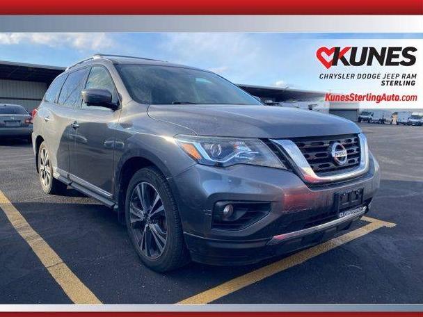 NISSAN PATHFINDER 2017 5N1DR2MM8HC613831 image