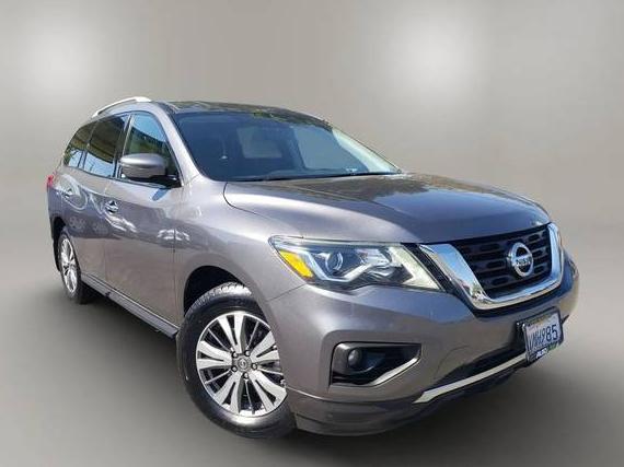 NISSAN PATHFINDER 2017 5N1DR2MM7HC625968 image
