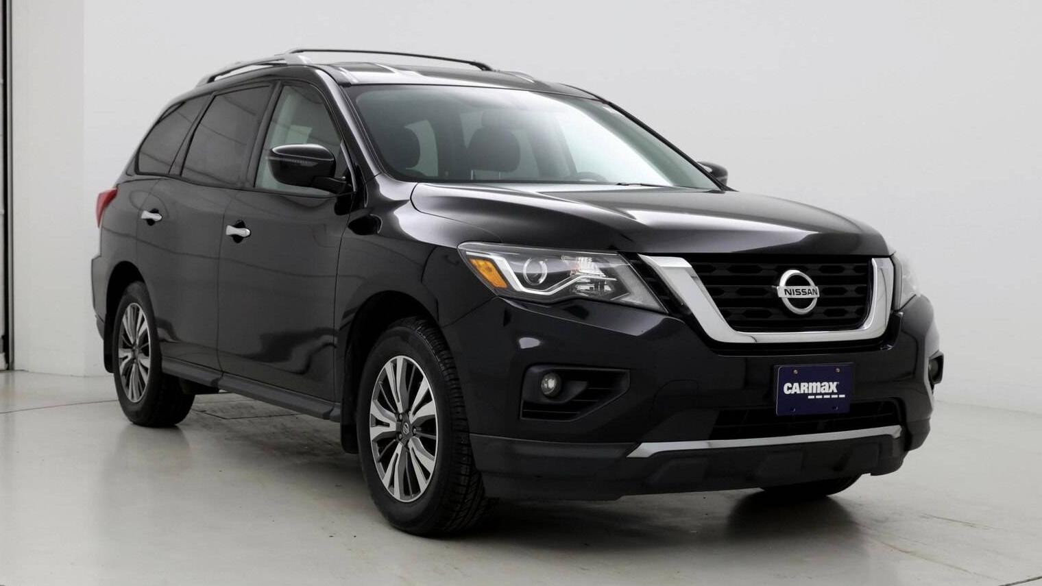 NISSAN PATHFINDER 2017 5N1DR2MM4HC641383 image