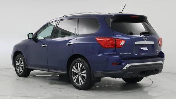NISSAN PATHFINDER 2017 5N1DR2MMXHC686005 image