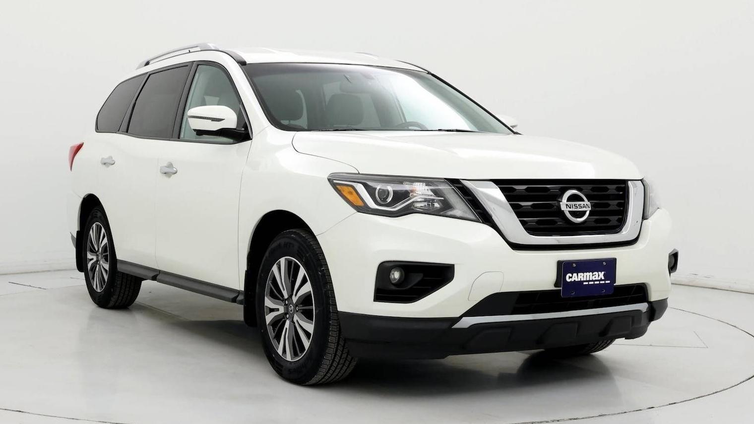 NISSAN PATHFINDER 2017 5N1DR2MM1HC641647 image