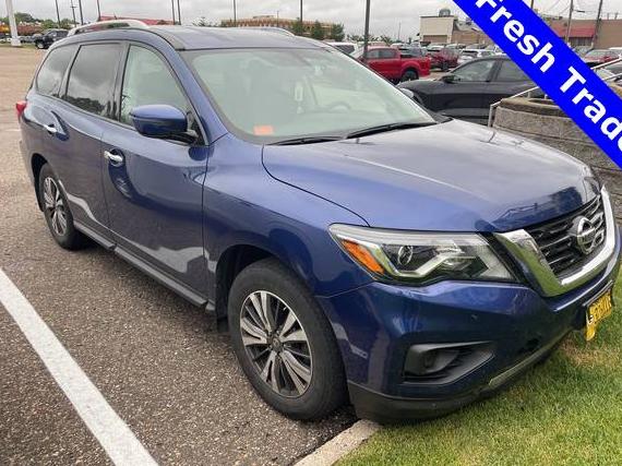 NISSAN PATHFINDER 2017 5N1DR2MM8HC645341 image