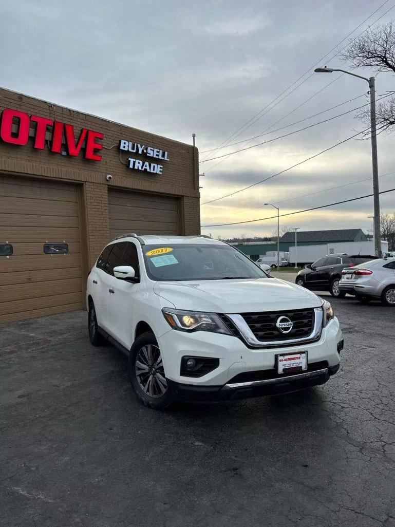 NISSAN PATHFINDER 2017 5N1DR2MN4HC672867 image