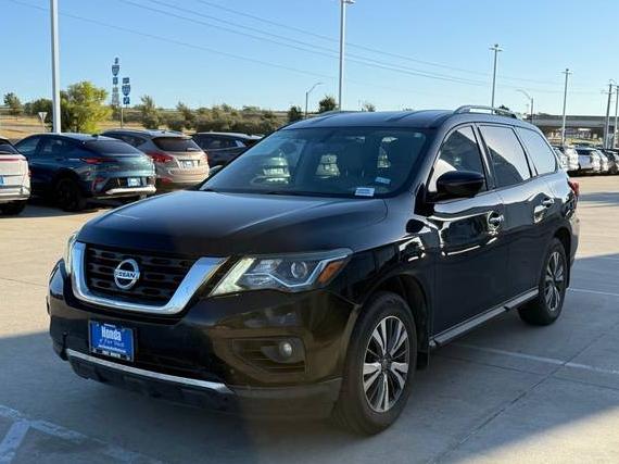NISSAN PATHFINDER 2017 5N1DR2MM7HC665886 image