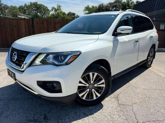 NISSAN PATHFINDER 2017 5N1DR2MM7HC684695 image