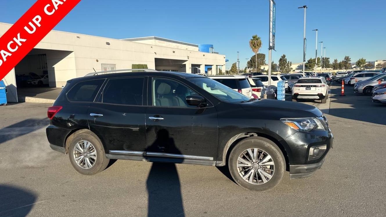 NISSAN PATHFINDER 2017 5N1DR2MN0HC624797 image