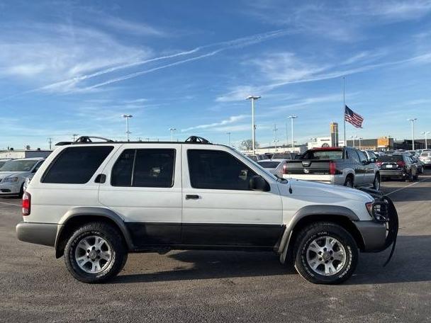 NISSAN PATHFINDER 2001 JN8DR09Y01W576562 image