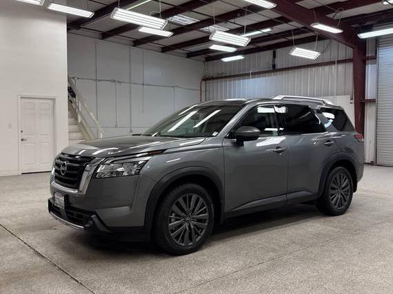 NISSAN PATHFINDER 2022 5N1DR3CB2NC227472 image