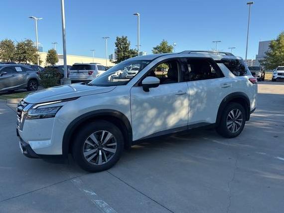 NISSAN PATHFINDER 2022 5N1DR3CA1NC255268 image