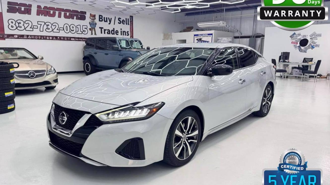 NISSAN MAXIMA 2019 1N4AA6AV4KC384015 image