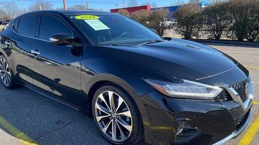 NISSAN MAXIMA 2019 1N4AA6AV3KC365746 image