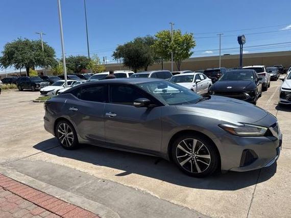 NISSAN MAXIMA 2019 1N4AA6AV4KC361530 image