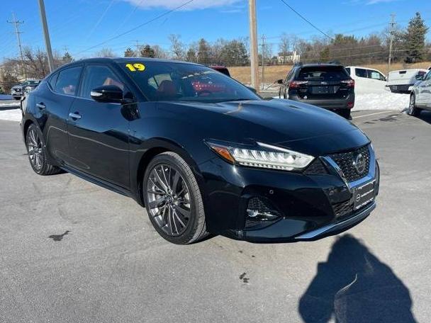 NISSAN MAXIMA 2019 1N4AA6AV4KC367117 image