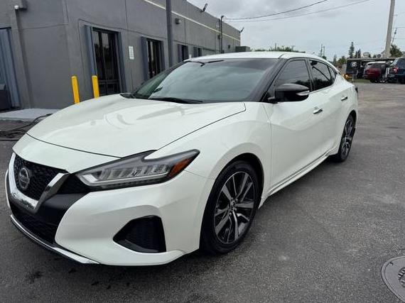 NISSAN MAXIMA 2019 1N4AA6AVXKC375092 image