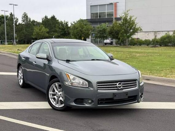 NISSAN MAXIMA 2010 1N4AA5AP5AC817657 image