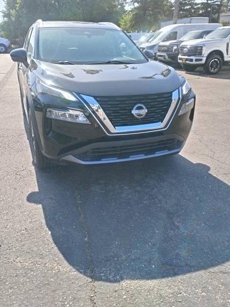 NISSAN ROGUE 2023 5N1BT3CA5PC831357 image