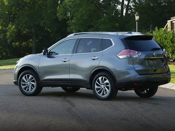 NISSAN ROGUE 2016 5N1AT2MV8GC750019 image