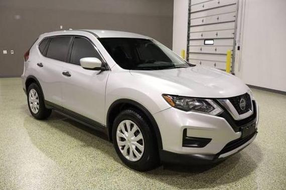 NISSAN ROGUE 2019 5N1AT2MT5KC823077 image NISSAN ROGUE 2019 5N1AT2MT5KC823077 image