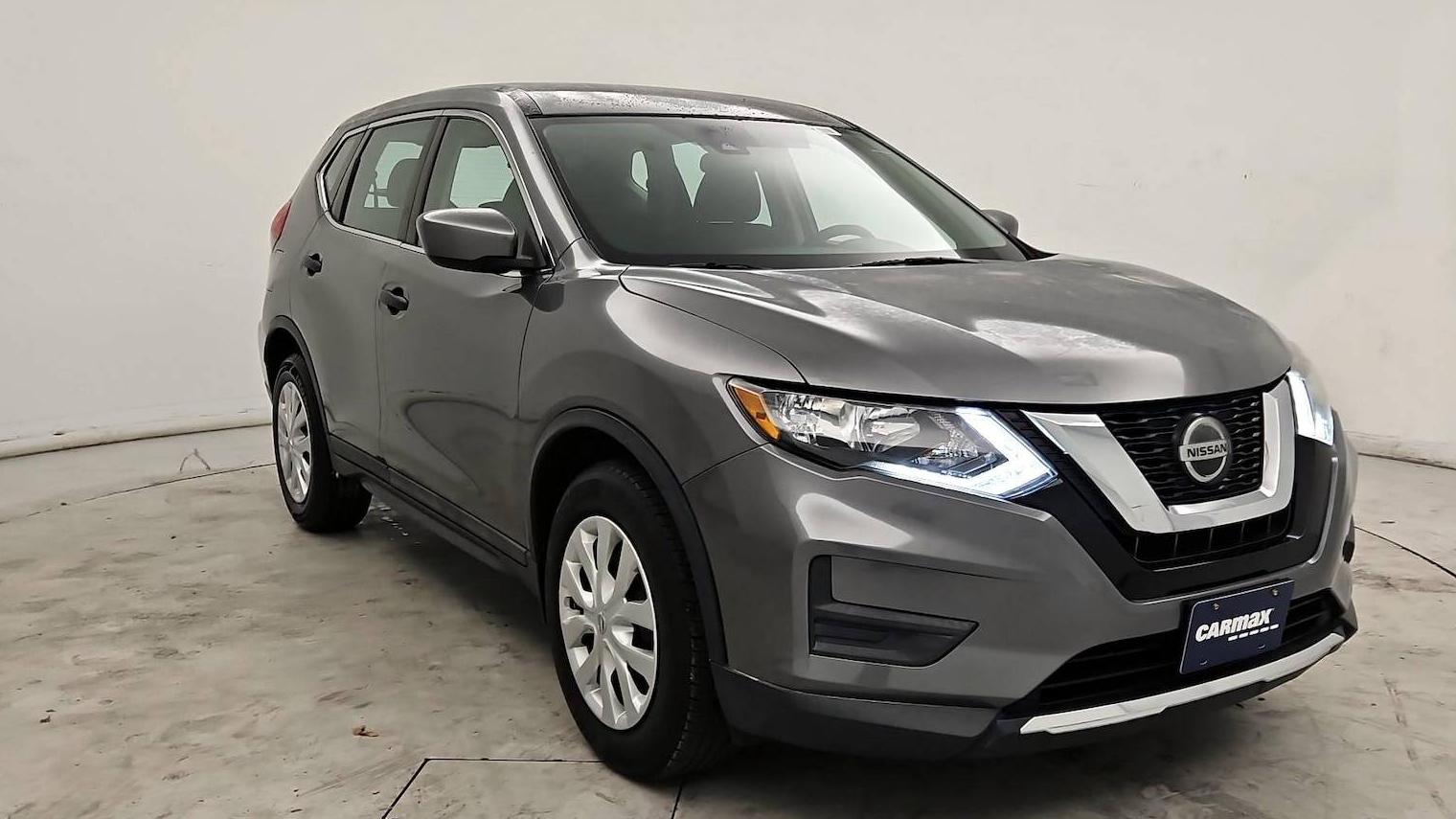 NISSAN ROGUE 2019 5N1AT2MT1KC839258 image