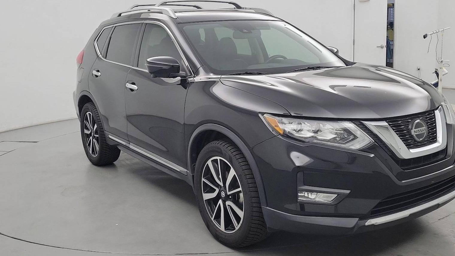 NISSAN ROGUE 2019 5N1AT2MVXKC805529 image