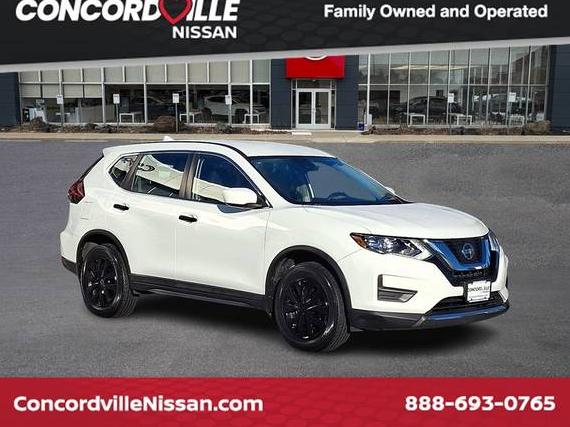 NISSAN ROGUE 2019 5N1AT2MVXKC831533 image