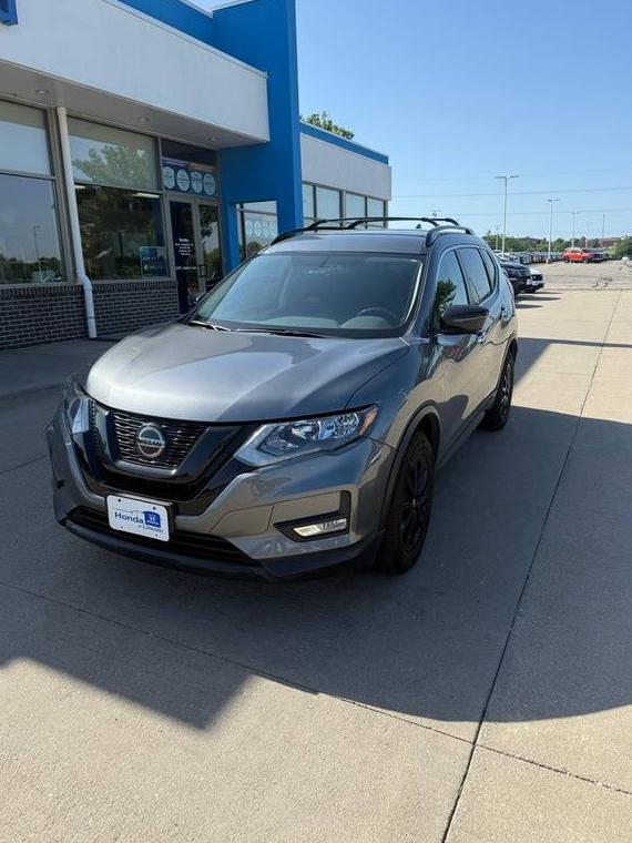 NISSAN ROGUE 2018 5N1AT2MV1JC755716 image