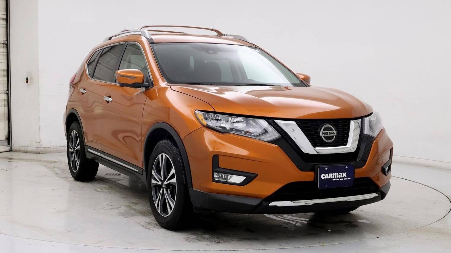 NISSAN ROGUE 2018 5N1AT2MV0JC833046 image